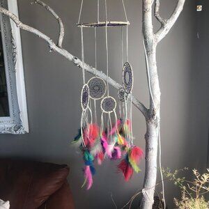 LARGE HANDMADE BOHO/TRIBAL MOBILE/SUNCATCHER MULTI COLORED FEATHERS